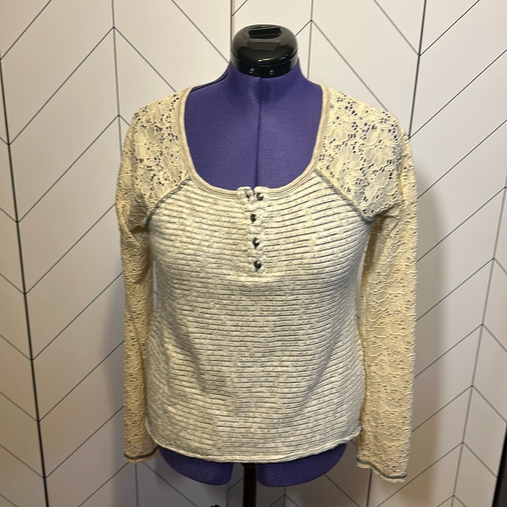 Socialite Gray Cream Striped Texture Lace Long Sleeves Top Shirt Womens large